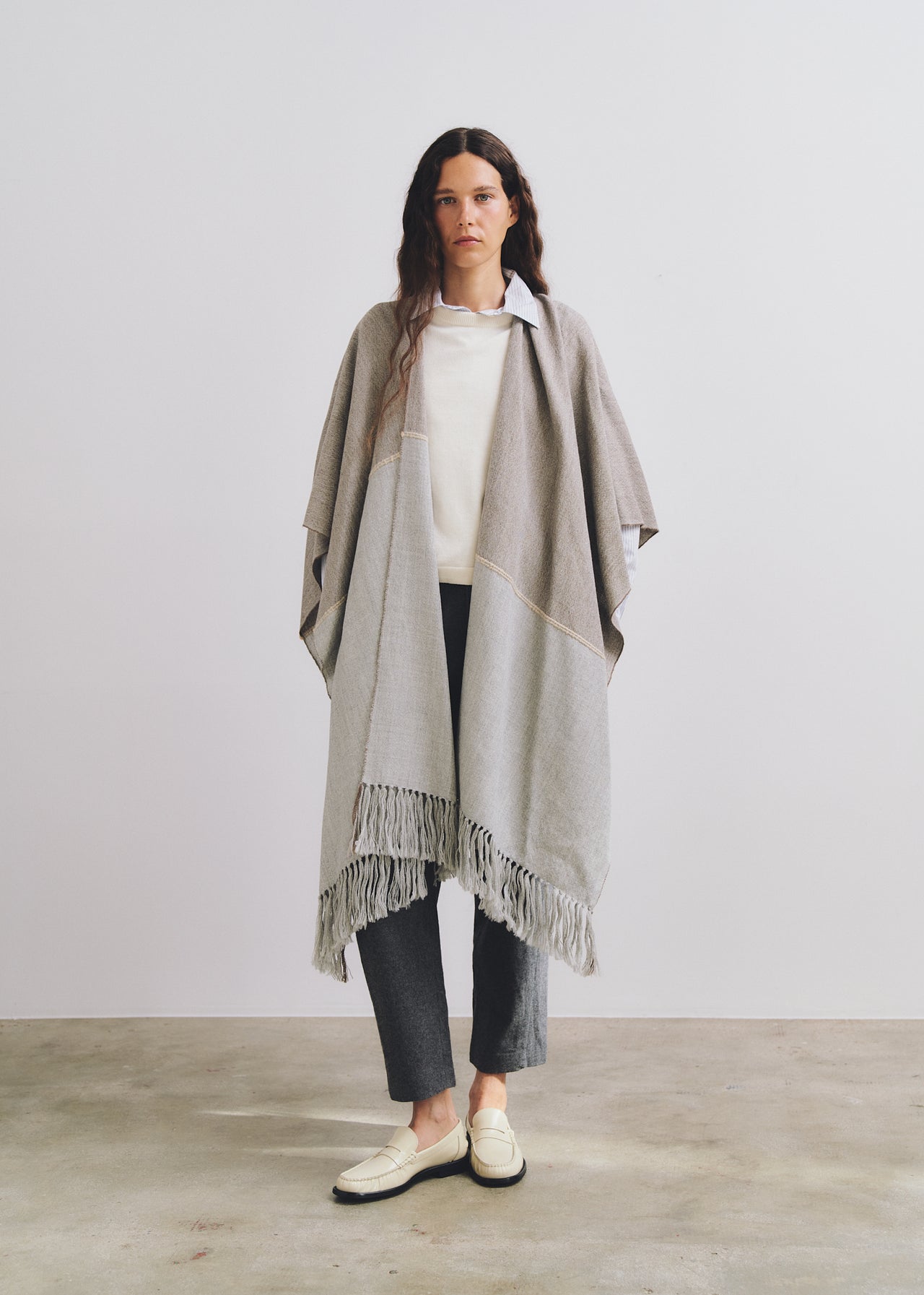 Guillermina 03- Poncho 100% baby alpaca